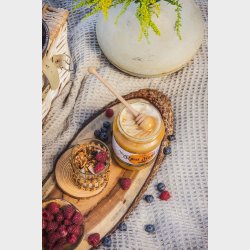 Pure Raw Honey 1 kg, Gold Medal Winner