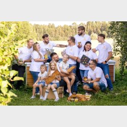 Pure Raw Honey 1 kg, Gold Medal Winner